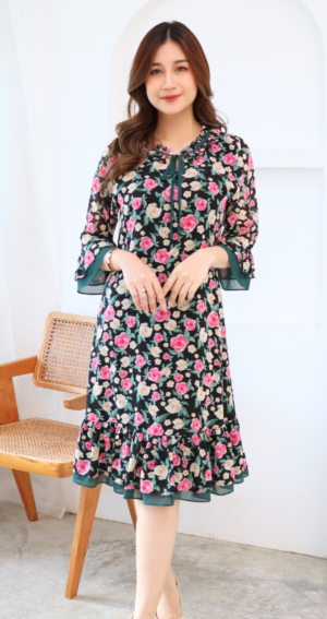 เดรสชีฟองเนื้อทราย มีซับใน คอระบาย คอผูกใส้ไก่ เดรสสาวอวยสาวอ้วน  BLUECHERRY SHOP ไซส์ 38 40 42 44 46